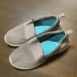 CROCS LiteRide Womens 5 Mesh Slip On Shoes Casual Sneakers Comfort 205727